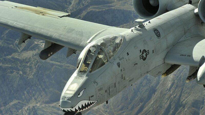 Irã diz ter derrubado um segundo avião militar dos EUA próximo ao Estreito de Ormuz