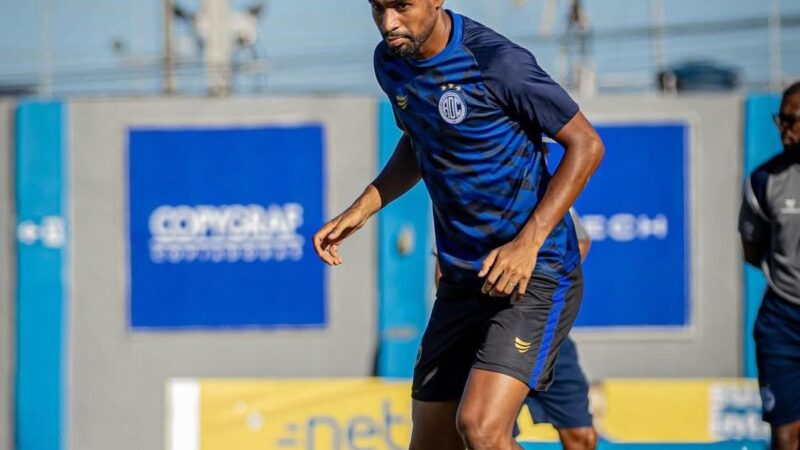 Confiança acerta saídas por empréstimo de Adryan e Renan