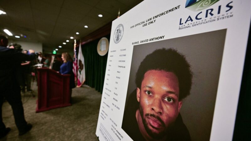 Cantor D4vd esquartejou adolescente com uma serra, diz promotoria de Los Angeles