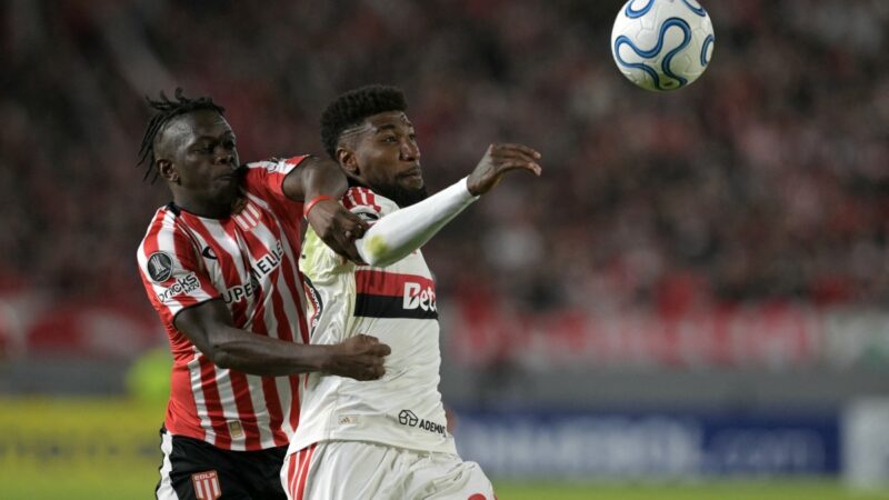 Com fratura no nariz, Royal critica jogadores do Estudiantes contra Flamengo: “Muitas atitudes desleais”