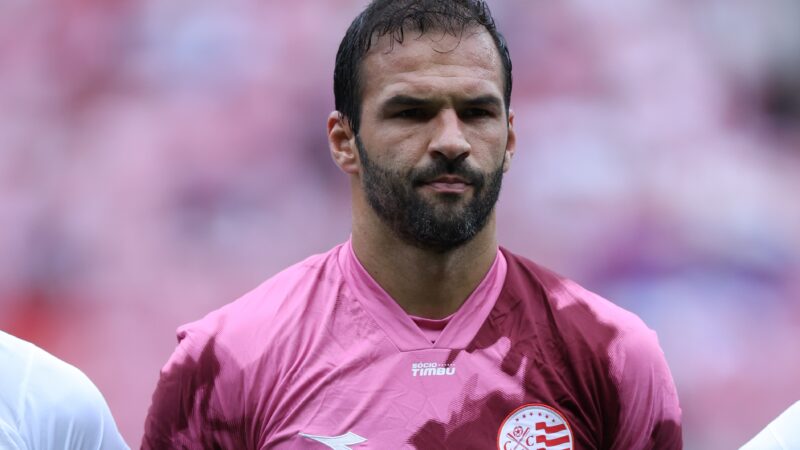 Hélio reforça confiança em Muriel no Náutico, após falha: “Não tem que pedir desculpa”