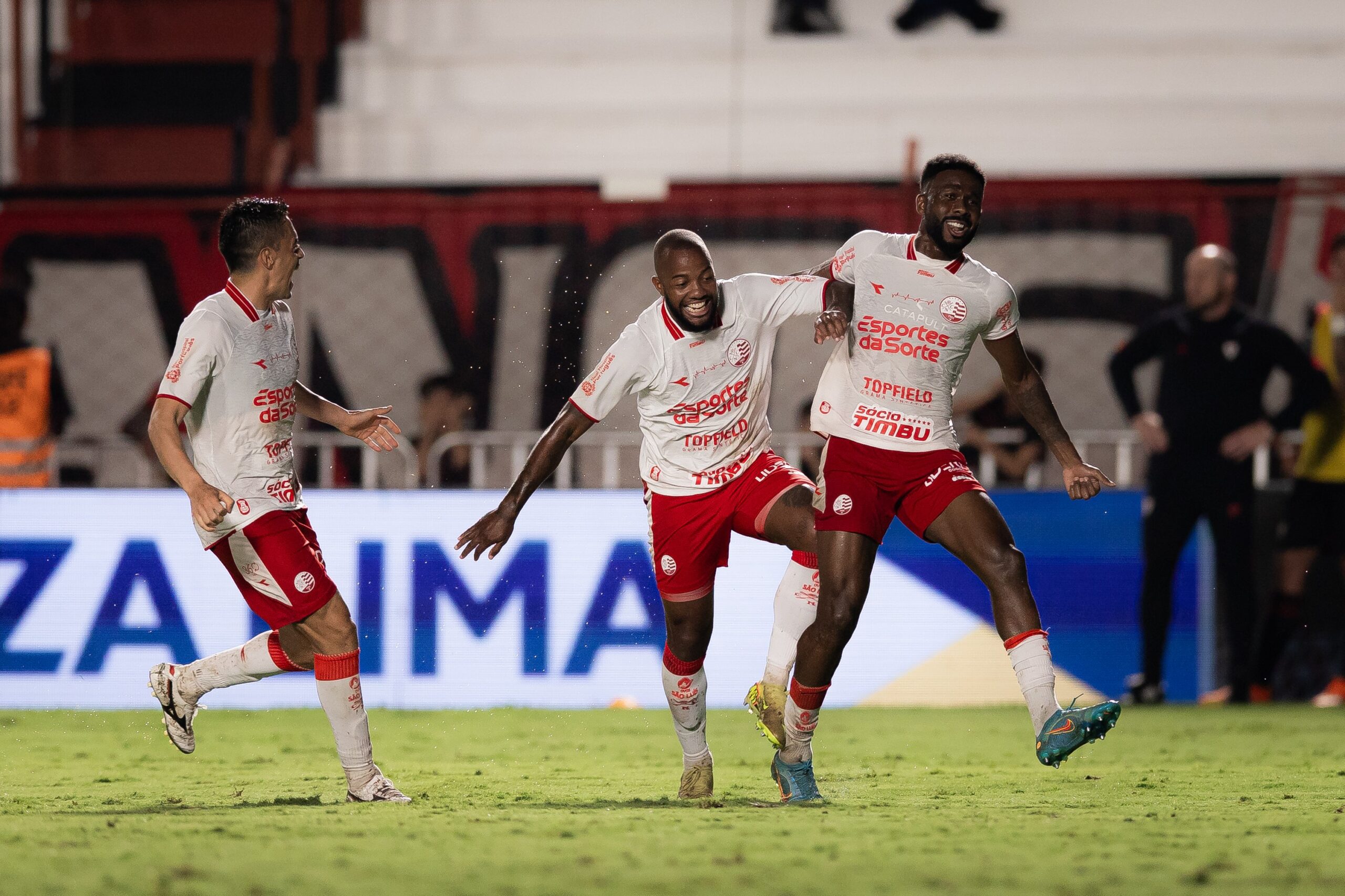 Victor Andrade estreia com impacto esperado em virada do Náutico: “Acreditamos muito nele”