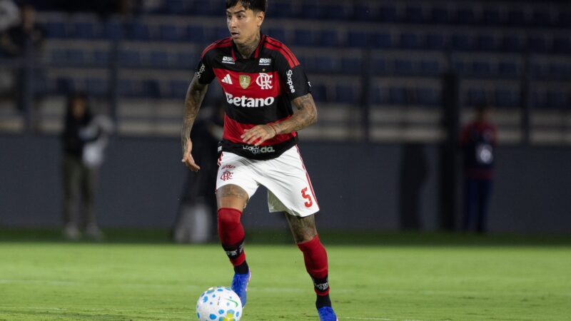 Pulgar, do Flamengo, sofre punição do STJD e desfalcará a equipe nos próximos quatro jogos