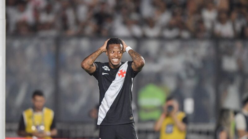 Análise: Vasco abusa de erros em primeira derrota com Renato Gaúcho