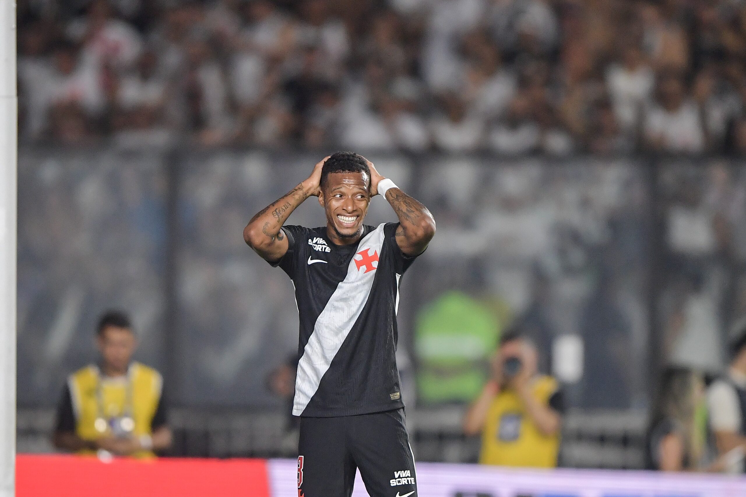 Análise: Vasco abusa de erros em primeira derrota com Renato Gaúcho