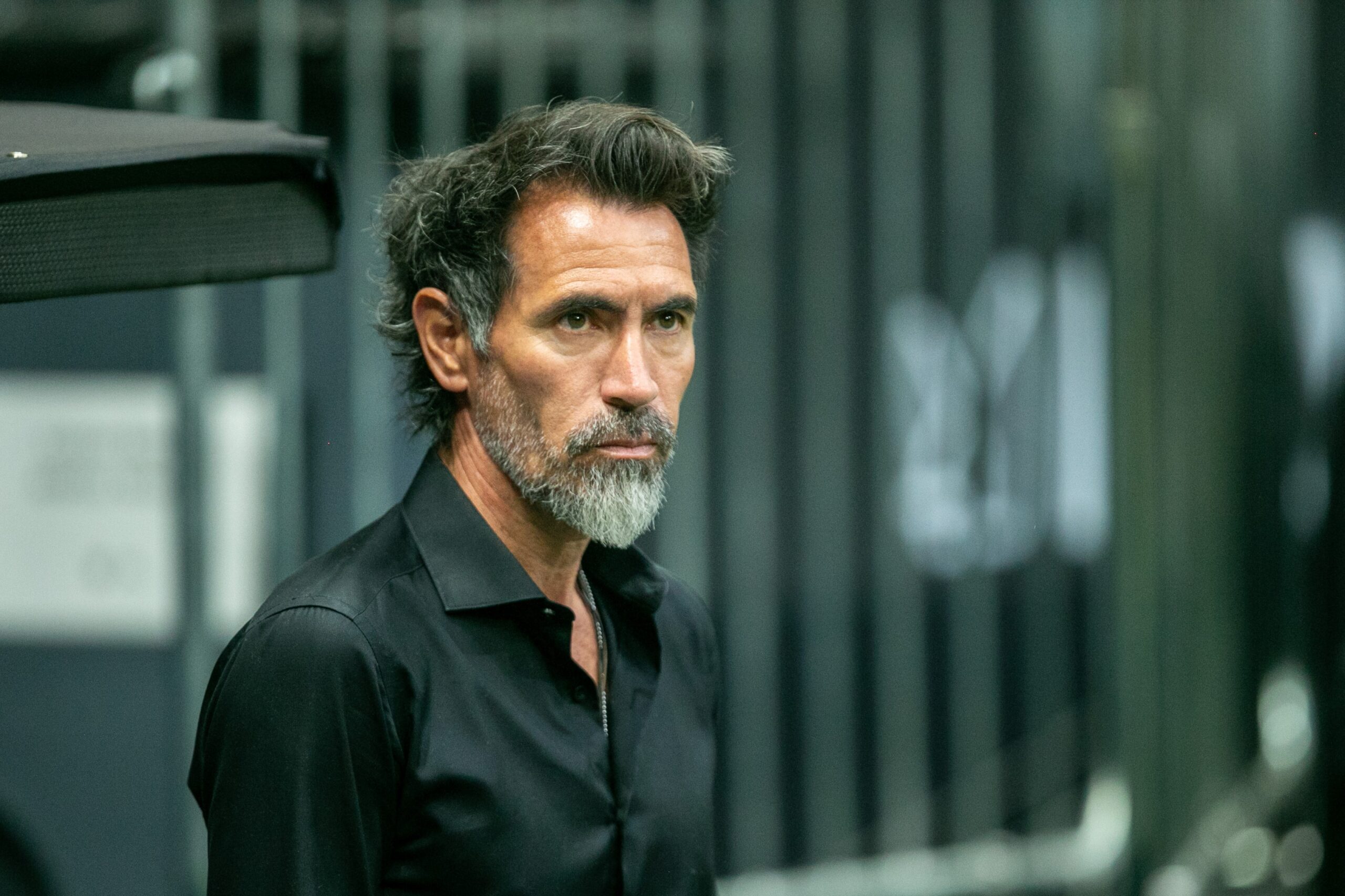 Atlético-MG vai contratar? Domínguez adota cautela com janela do meio do ano