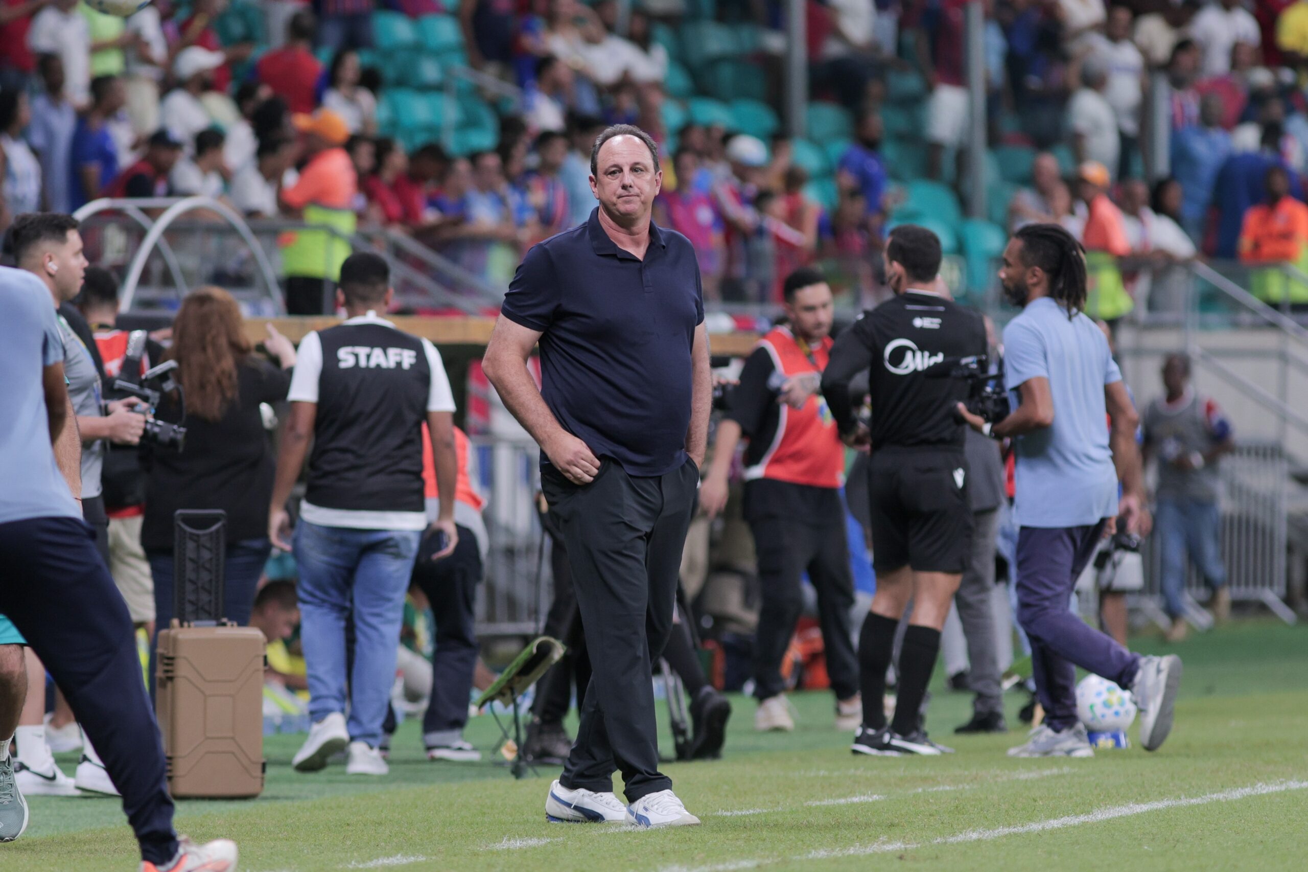 Ceni, David Duarte e diretor do Bahia são denunciados por críticas à arbitragem contra o Palmeiras