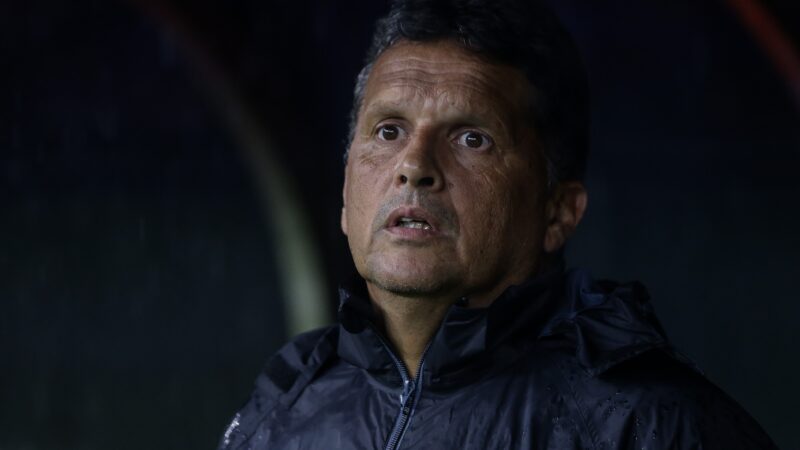 Claudinei valoriza entrega do elenco do Santa Cruz em vitória: “Muito satisfeito”