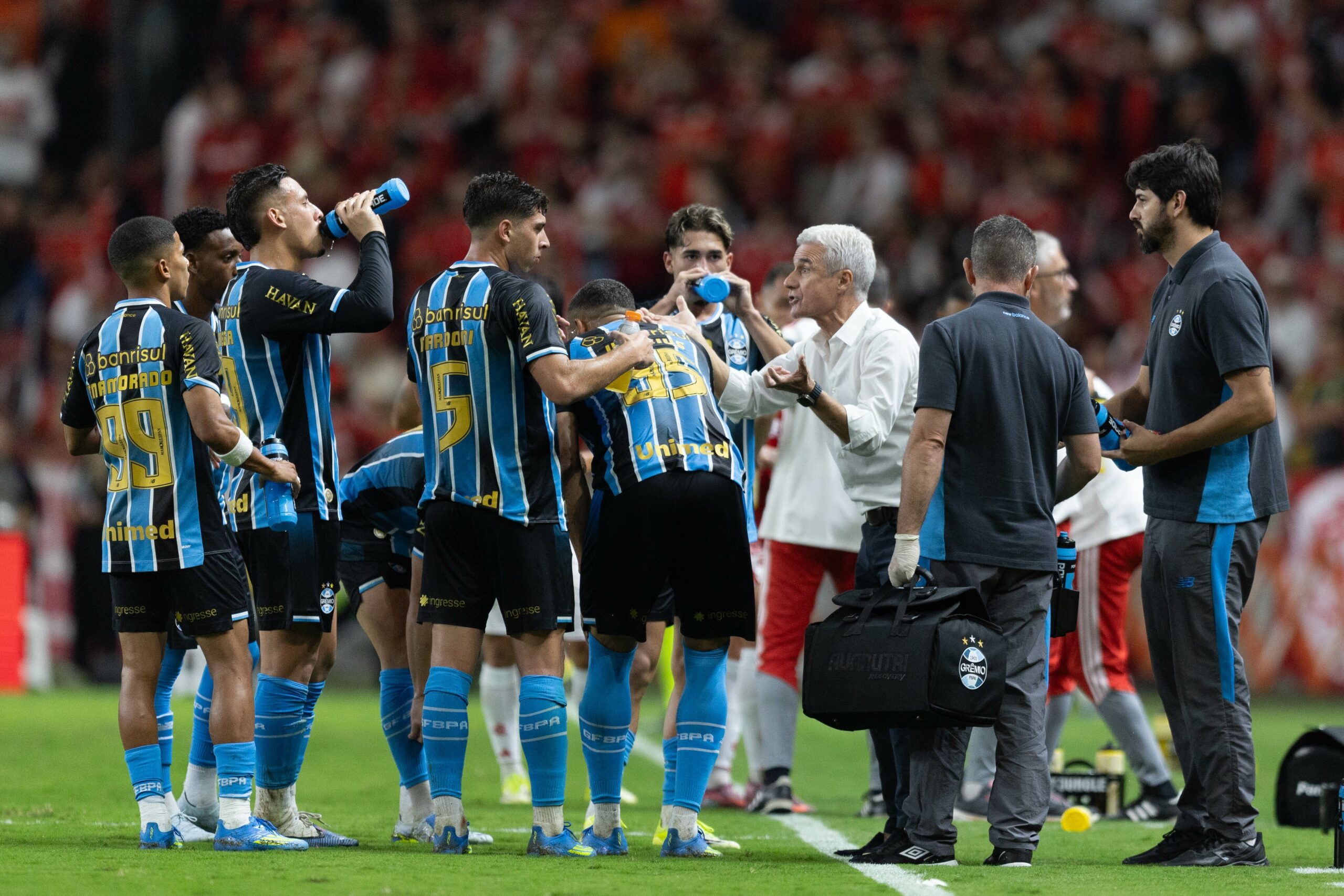 Análise: o indecifrável futebol do Grêmio permanece após empate no Gre-Nal