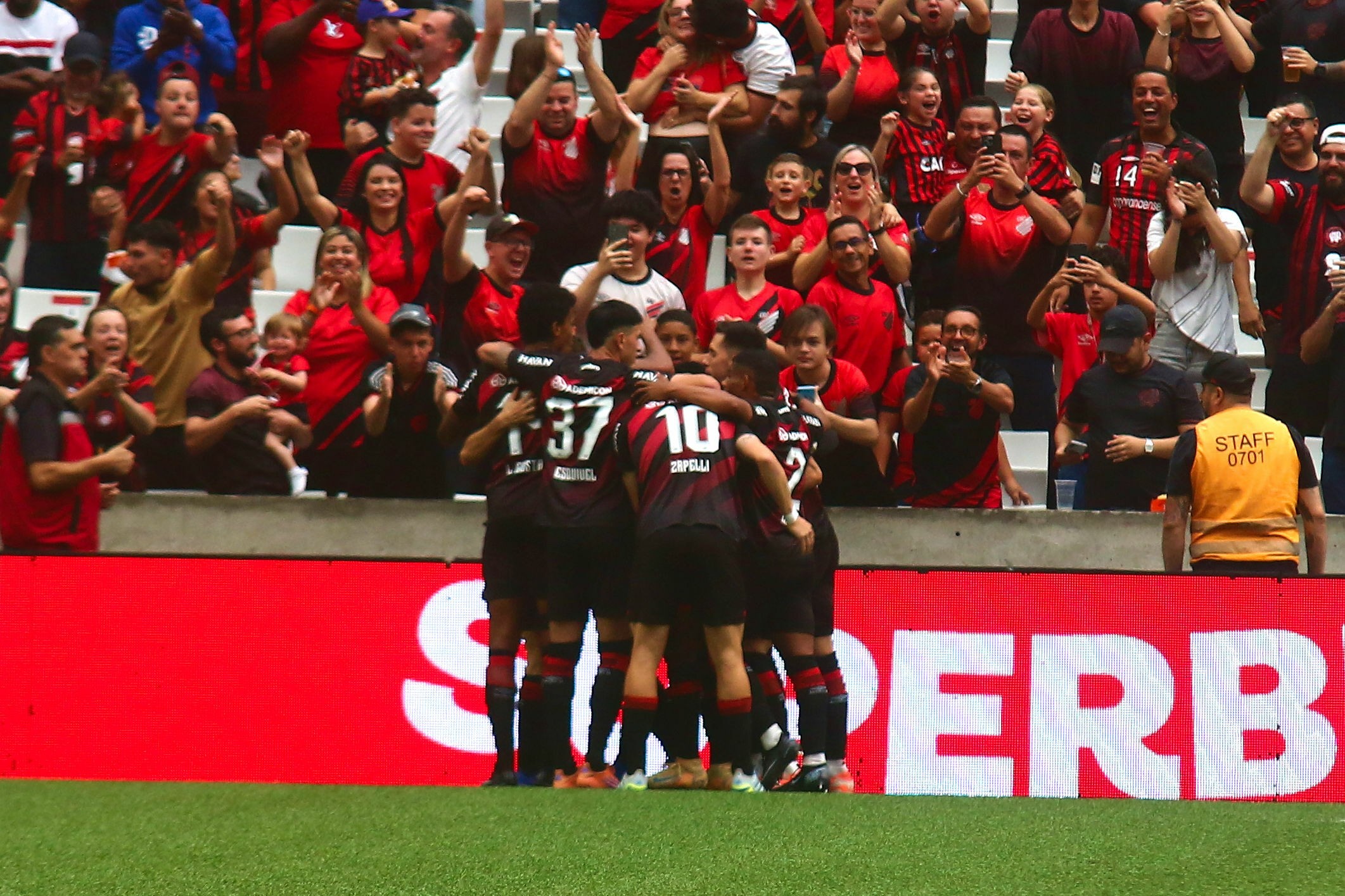 Atuações do Athletico: Zapelli e Bruninho entram bem, e Arthur é destaque; dê notas