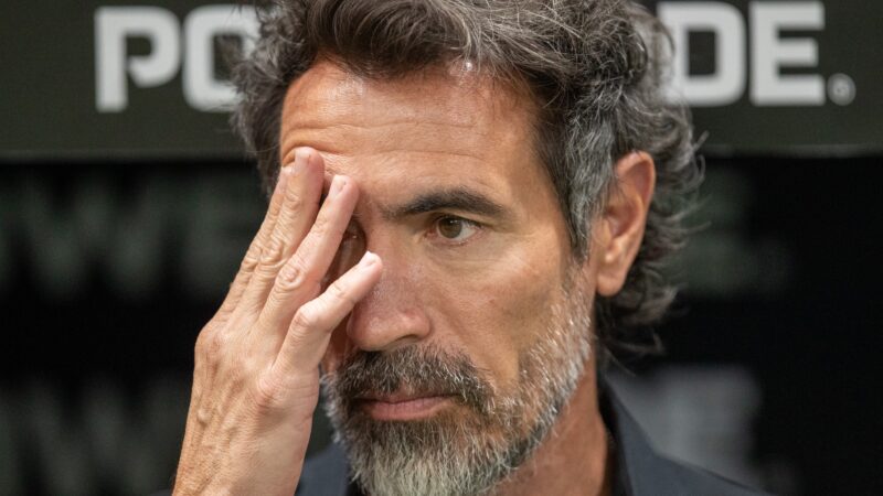 Como o elenco do Atlético-MG reagiu às cobranças de Domínguez: “Grave demais”