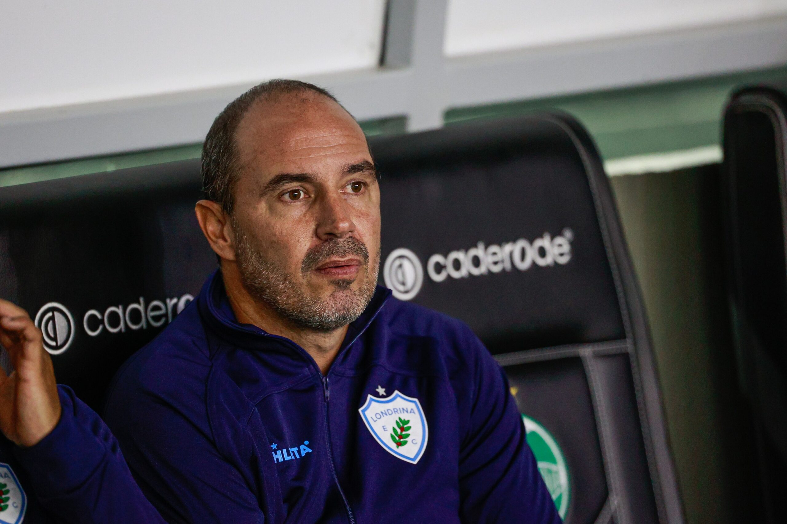 Londrina entra na zona de rebaixamento da Série B, e Allan Aal cobra reação com urgência