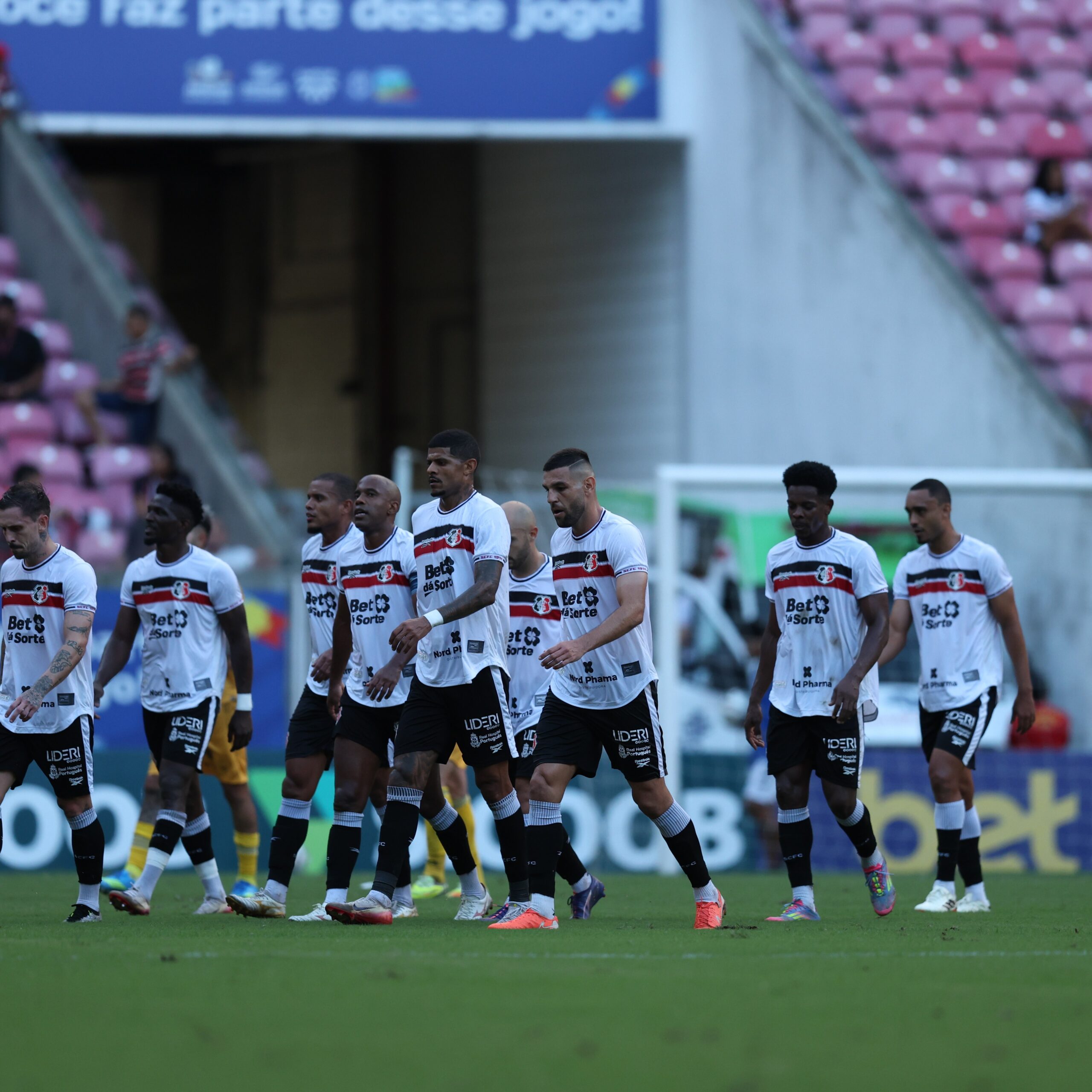 Análise: Santa Cruz tem atuação desastrosa e reforça falta de evolução