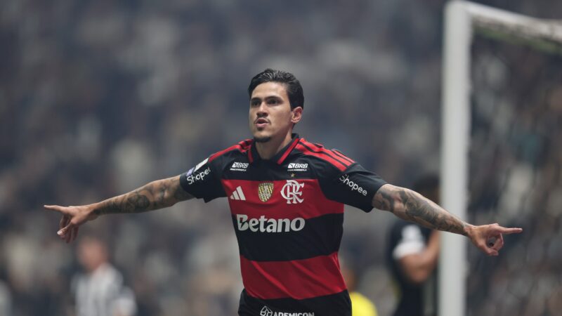 Pedro é o terceiro jogador da história do Flamengo a marcar contra os 11 principais rivais