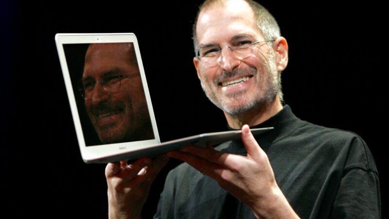 Apple faz 50 anos após revolucionar a tecnologia — e agora precisa provar seu papel na era da IA