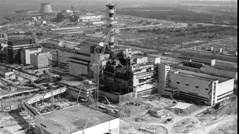 Chernobyl, 40 anos: em meio a guerras, quais as chances de um novo desastre nuclear?