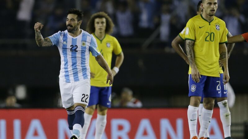 Ex-seleção argentina, Lavezzi relata depressão e diz: “Estou bem, mas minha jornada não acabou”