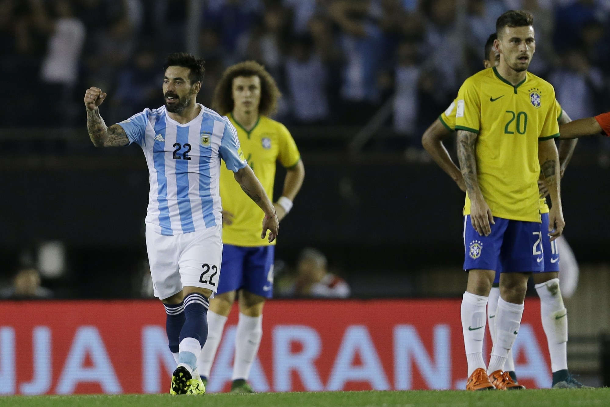 Ex-seleção argentina, Lavezzi relata depressão e diz: “Estou bem, mas minha jornada não acabou”