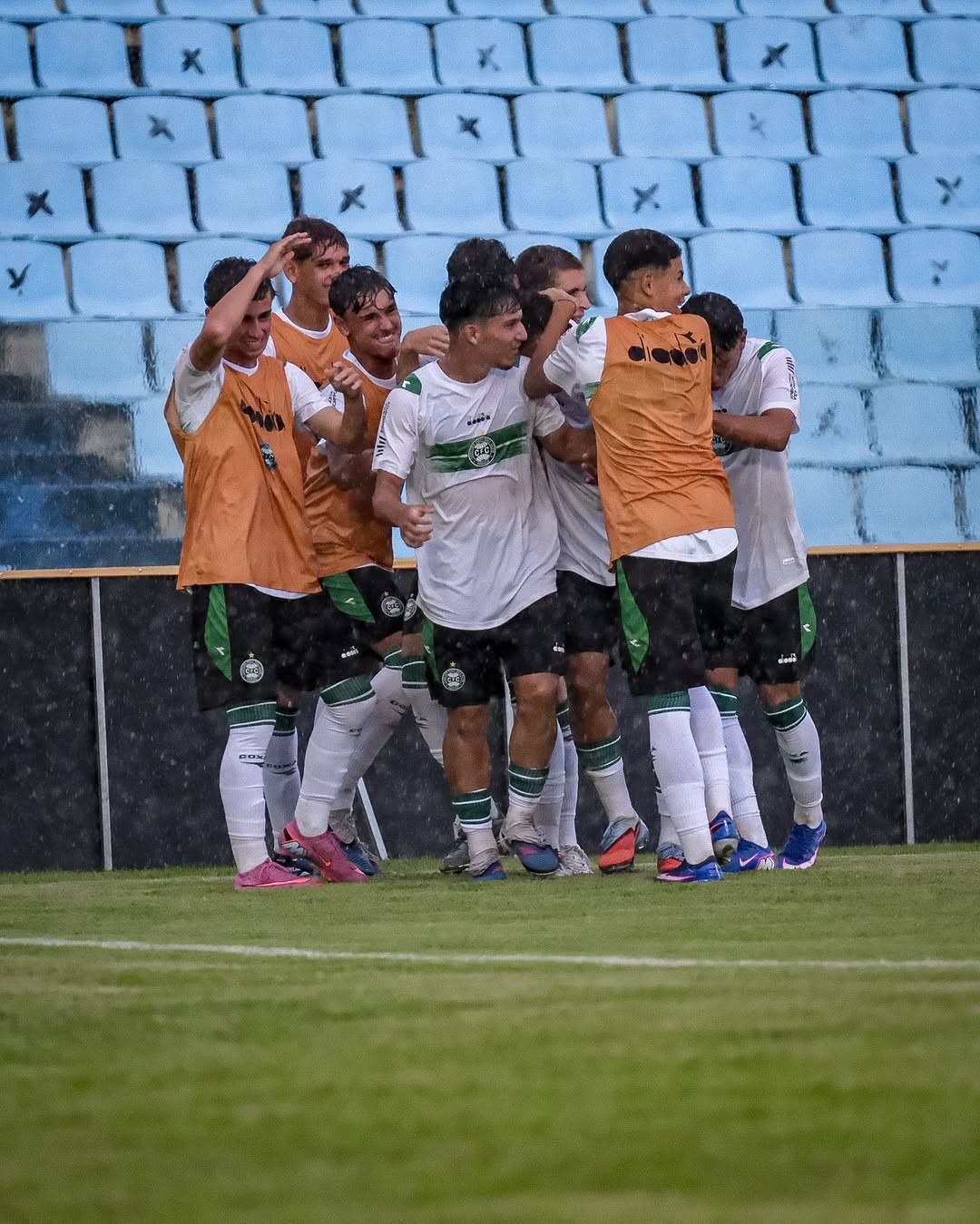 Coritiba goleia o IAPE no jogo de ida das quartas da Copa do Brasil Sub-17