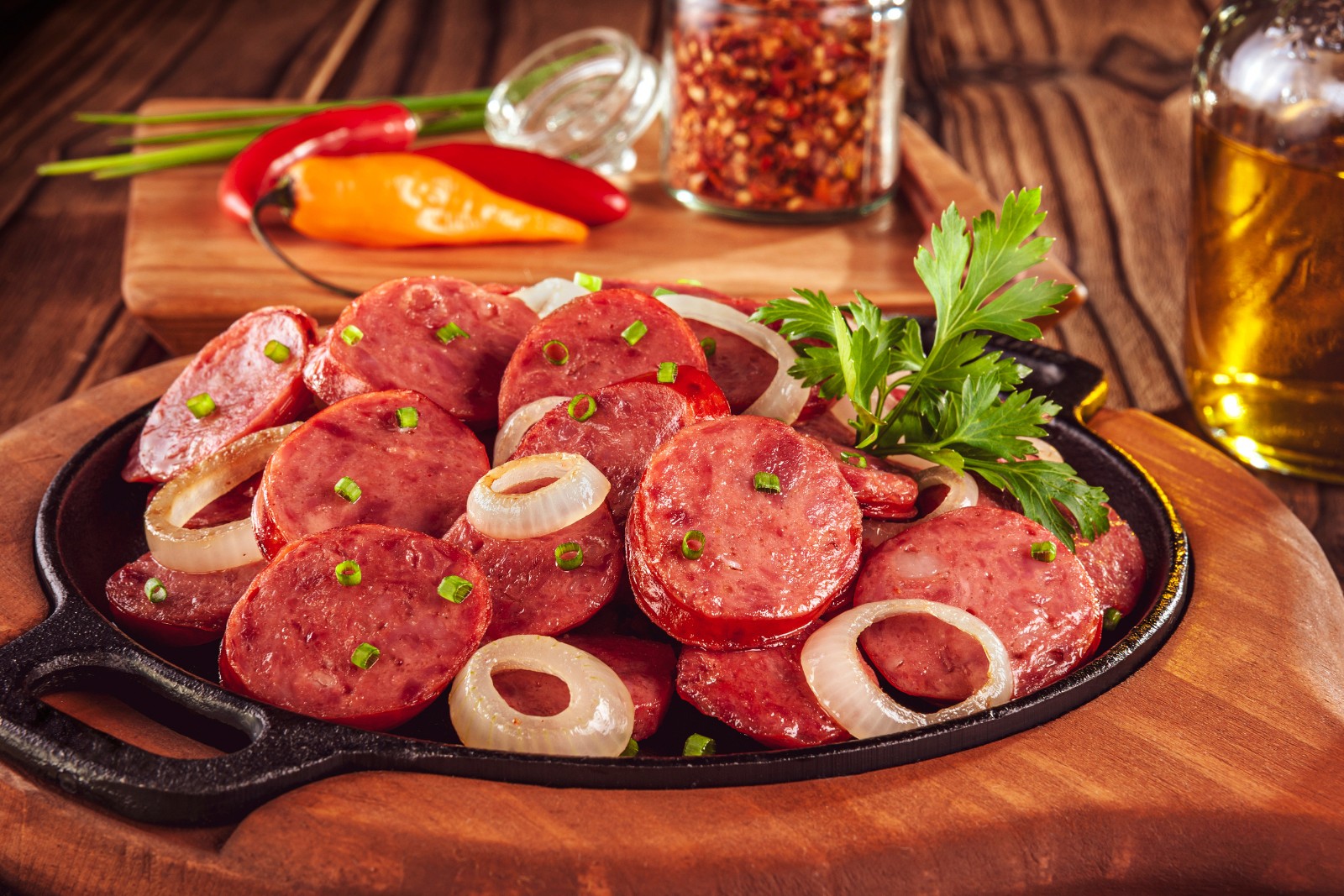 Petiscos com linguiça para reunir a torcida nos dias de futebol