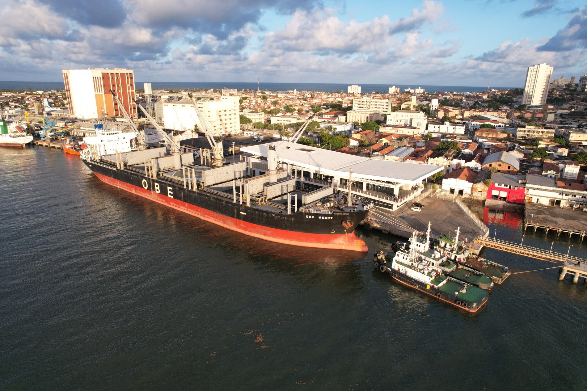 Balança comercial tem superávit de US$ 6,4 bilhões em março, pior resultado para o mês em seis anos