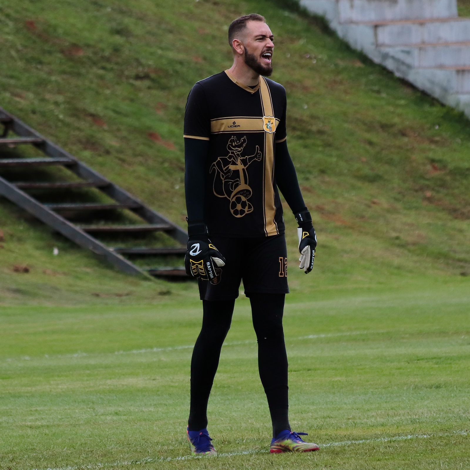Goleiro Matheus Brandão é anunciado como reforço do Lagarto