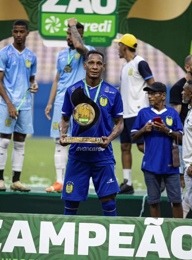 Atacante Marcão deixa o Nacional-AM após oito minutos em campo