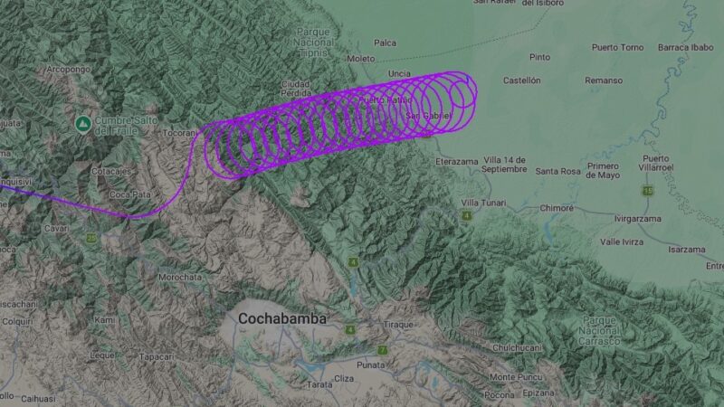 Suspeita de ‘voo fantasma’: avião perde contato com centro de controle e voa em círculos antes de cair na Bolívia