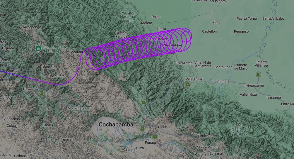 Suspeita de ‘voo fantasma’: avião perde contato com centro de controle e voa em círculos antes de cair na Bolívia