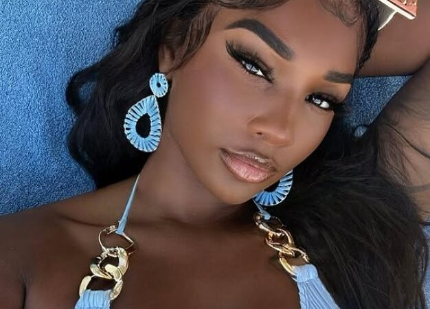 Influenciadora americana morre em Zanzibar; noivo é interrogado pela polícia