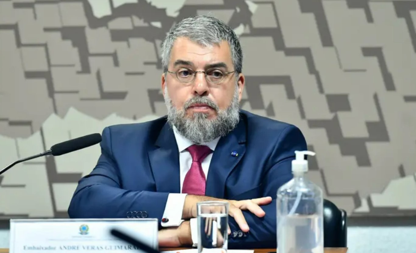 ‘Guerra não é videogame’: embaixador do Brasil no Irã relata explosões, tremor de paredes e mortes no conflito