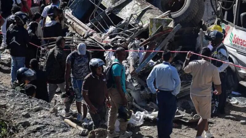 Ataque a bomba deixa 14 mortos na Colômbia e eleva tensão às vésperas da eleição presidencial