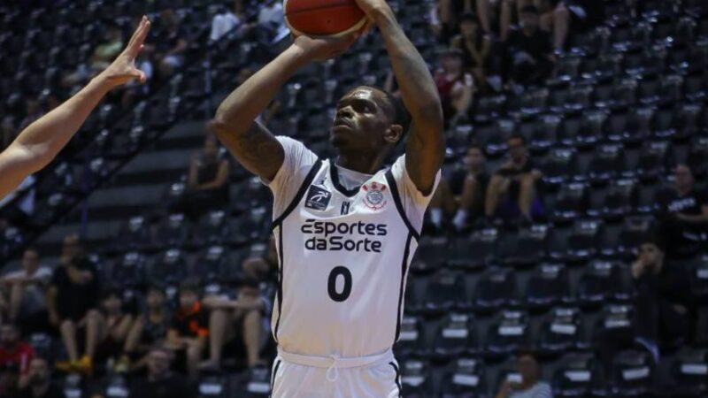 Corinthians vence com cesta no último segundo e encaminha vaga nas quartas do NBB