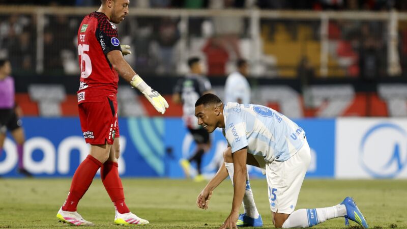 Análise: empate do Grêmio com o Palestino vai além dos erros de Carlos Vinicius