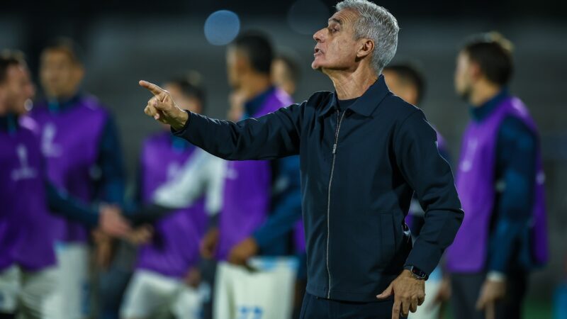Grêmio: Castro admite que Carlos Vinicius não deveria bater terceiro pênalti: “Melhor colocar outro”