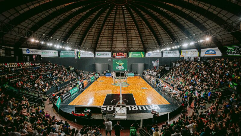 Bauru x Paulistano no jogo 3 das oitavas do NBB: onde assistir ao vivo e horário