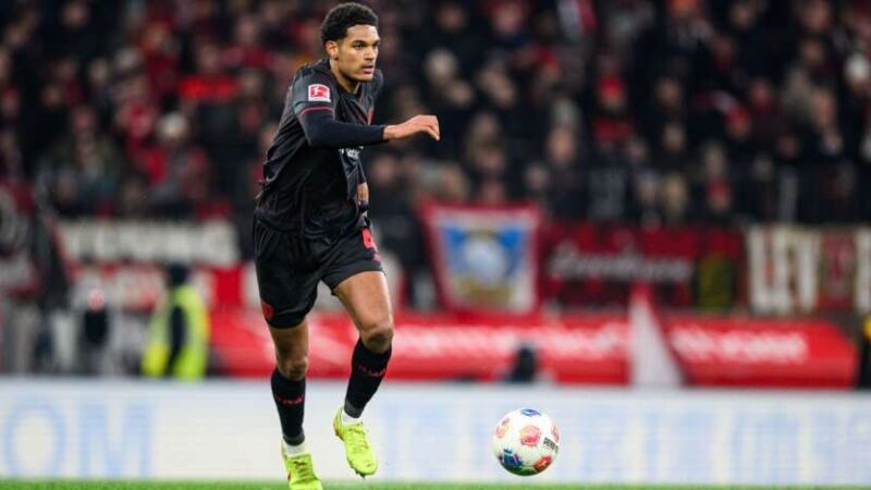 Quansah, do Bayer Leverkusen, elogia Harry Kane antes de semifinal da Copa da Alemanha: “Centroavante completo”