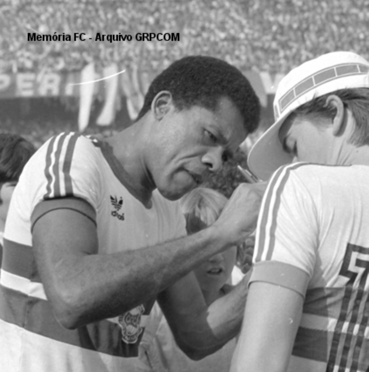 Dadá Maravilha no Coritiba? A nostálgica passagem do folclórico atacante pelo Couto Pereira