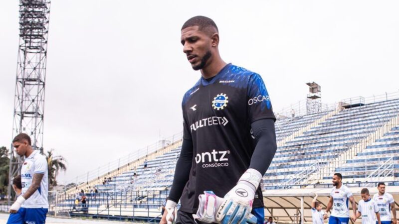 São José anuncia a saída de mais seis jogadores; veja a lista