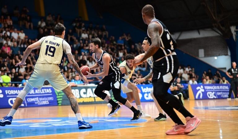 Corinthians bate Rio Claro e volta a vencer no NBB após duas derrotas seguidas