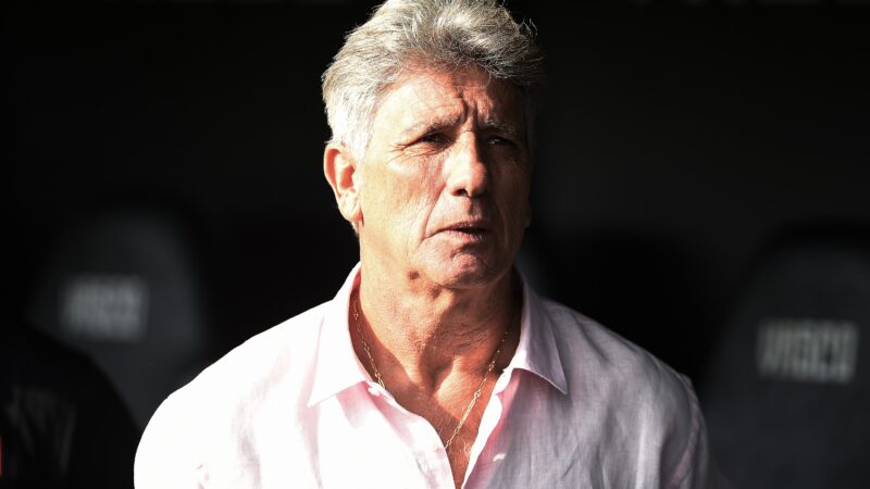 Entenda por que Renato Gaúcho sequer viajou e não treina o Vasco na estreia da Sul-Americana