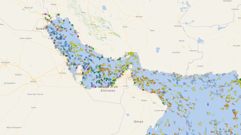Irã exigirá ‘pedágio’ de navios que cruzarem o Estreito de Ormuz durante trégua, diz jornal