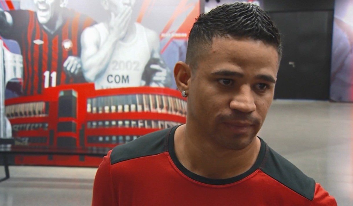 Erick, Jair Ventura e Fábio Mota são denunciados no STJD e podem pegar gancho no Vitória