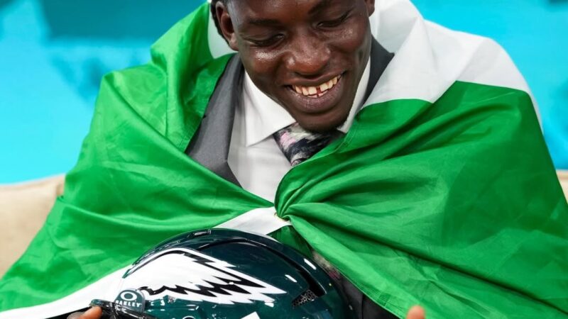 Jogador que nunca atuou no College é selecionado no Draft da NFL