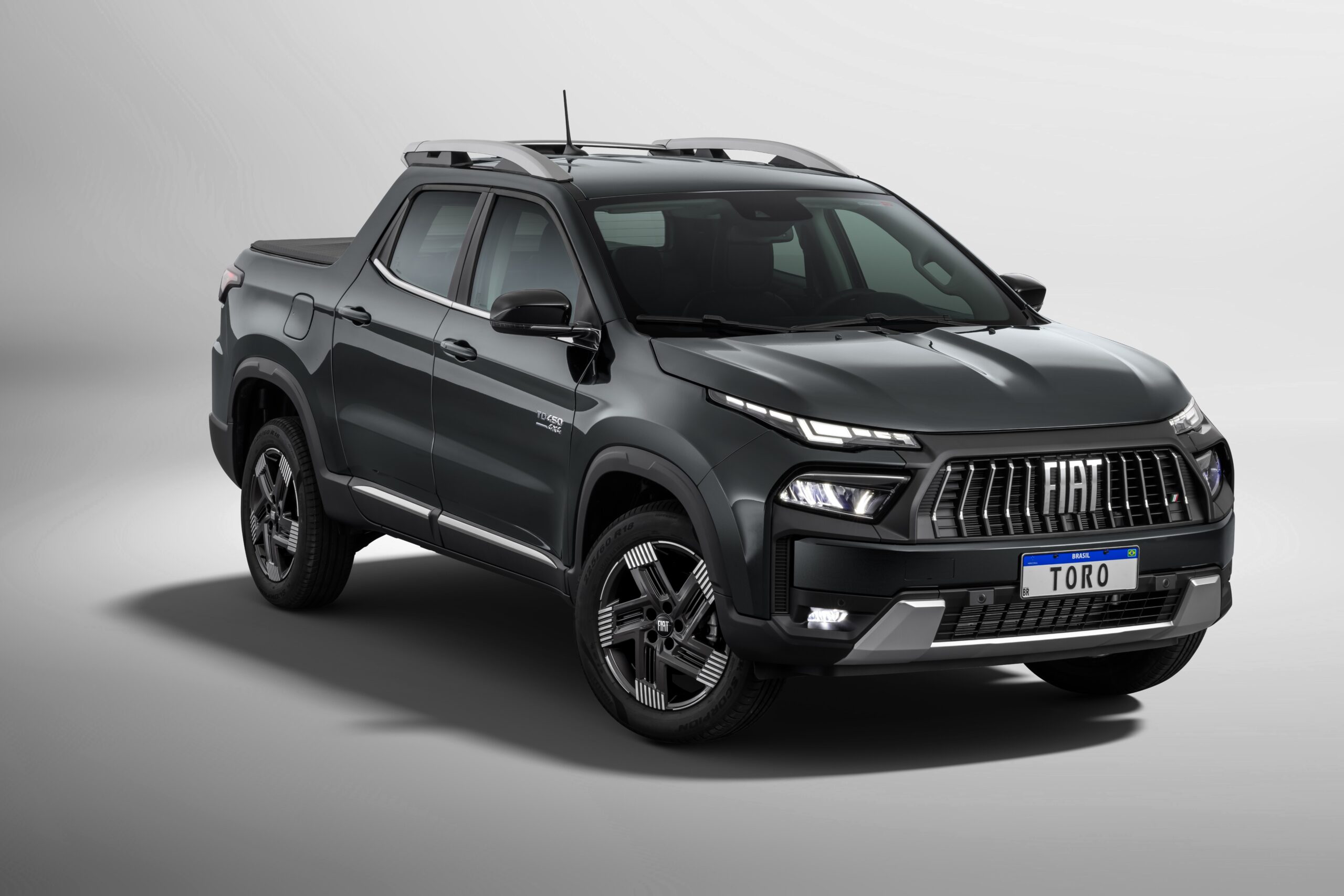 Fiat Toro tem recall no Brasil por risco de incêndio