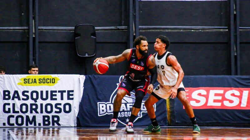Aos 43 anos, David Jackson chega a 7 mil pontos no NBB como destaque em classificação do Franca