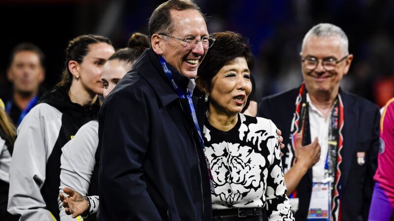 Justiça do Rio determina que Lyon pague dívida de R$ 122 milhões ao Botafogo em três dias