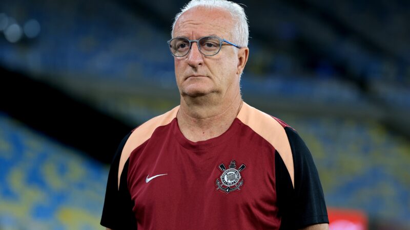 Dorival se despede do Corinthians e revela ter colocado cargo à disposição no fim de 2025