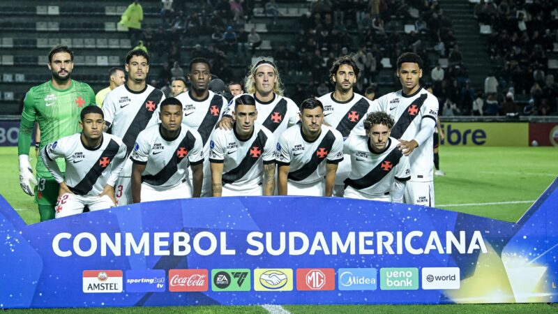 Vasco terá semana sem viagens e deve poupar na Sul-Americana de novo; entenda planejamento