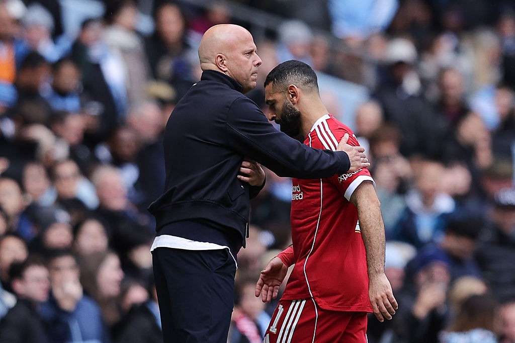 Treinador critica atuação do Liverpool em goleada para o City: “Decepção inacreditável”